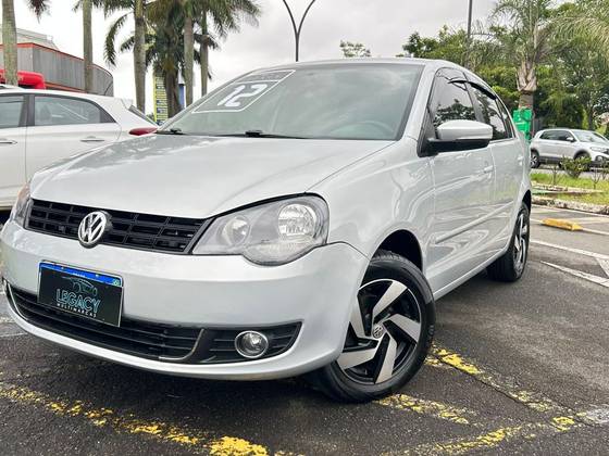 VOLKSWAGEN POLO SEDAN 1.6 MI COMFORTLINE 8V FLEX 4P AUTOMATIZADO VOLKSWAGEN POLO SEDAN 1.6 MI COMFORTLINE 8V FLEX 4P AUTOMATIZADO